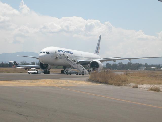 AIR_FRANCE_777-2003_005.jpg